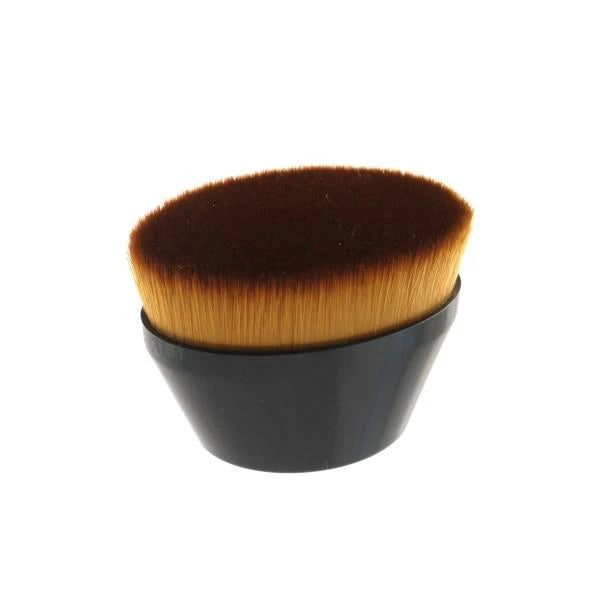 Kabuki Foundation Brush With Carrying Case